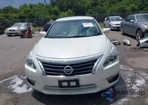 2015 Nissan Altima 2.5 S z USA, uszkodzony, nr VIN 1N4AL3AP6FN338397